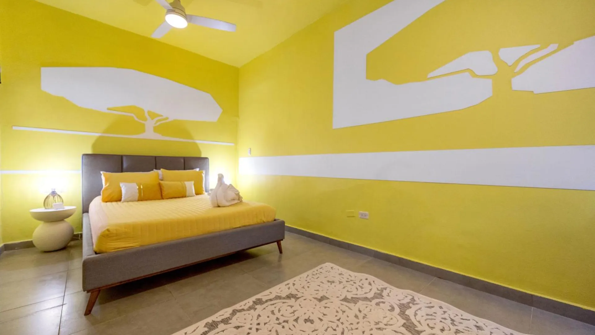 Artistic One-Bedroom Garden Apartment In Sj Mm9 San Juan