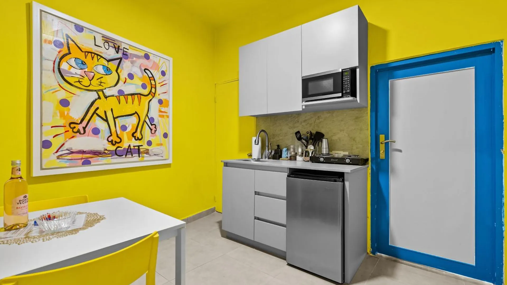 Artistic One-Bedroom Garden Apartment In Sj Mm9 San Juan